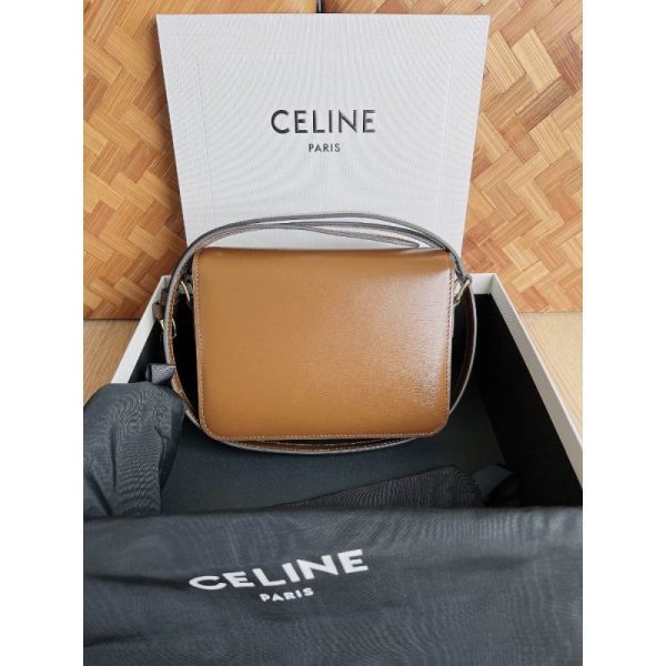 Celine Teen Triomphe