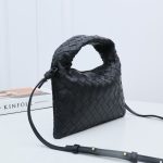 Bottega Veneta Mini Hop
