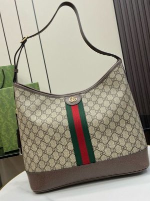 Gucci Ophidia GG medium hobo