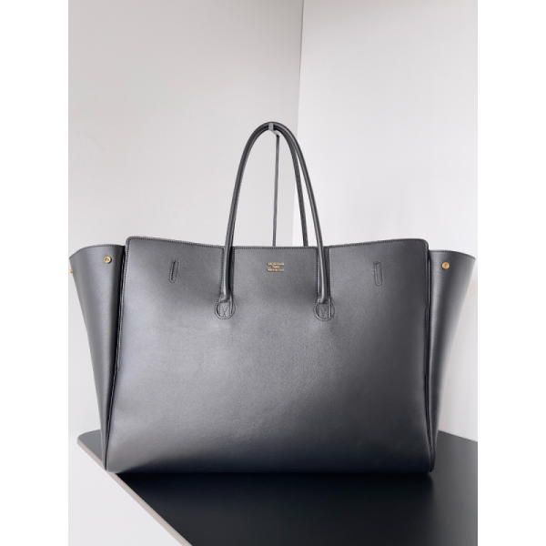 Balenciaga Bel Air Medium Carry All bag