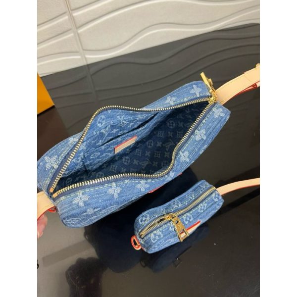 M46856 Croissant MM