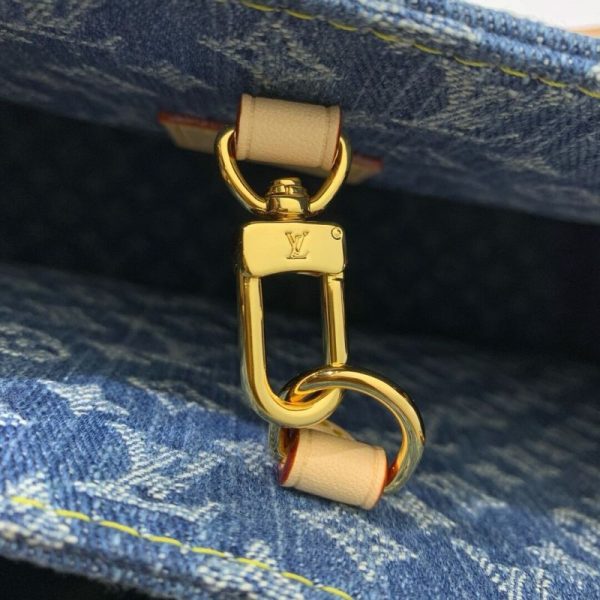 M46871 OnTheGo MM  3,700.00
