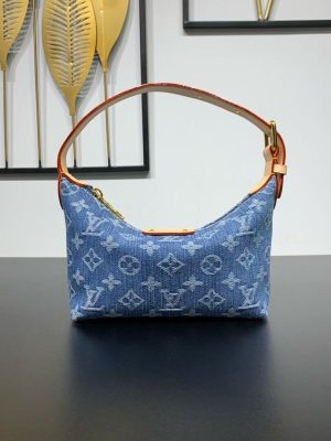 M82949 Hills Pochette