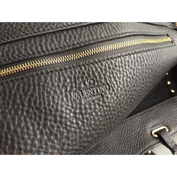 Medium Grainy Calfskin Rockstud Bag