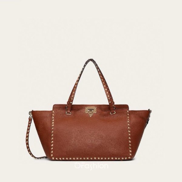 Medium Grainy Calfskin Rockstud Bag