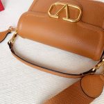 Garavani Alltime grainy calfskin shoulder bag