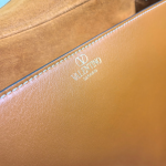 Garavani Ohval Medium soulder bag in Nappa leather